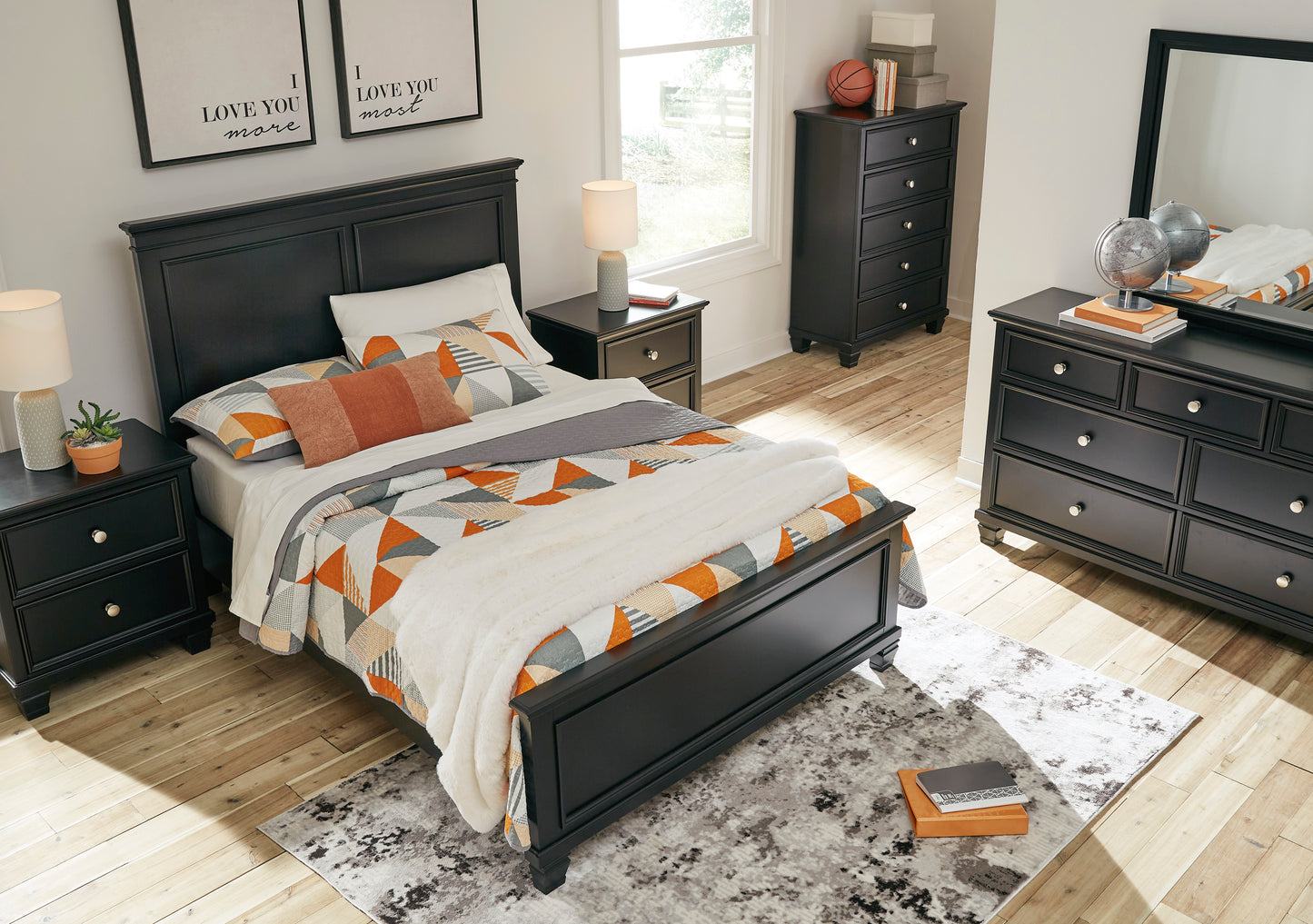 Lanolee Bedroom Set